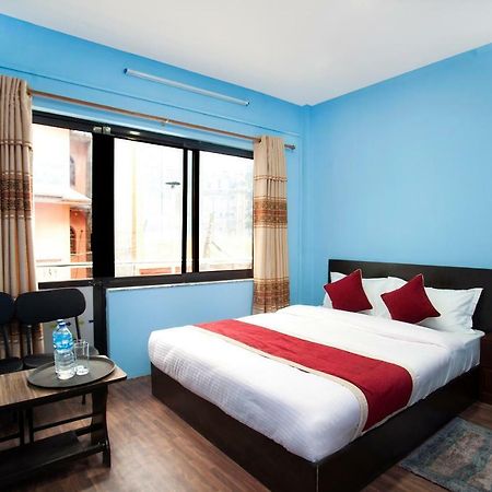 Hotel Crossroads Катманду Екстер'єр фото